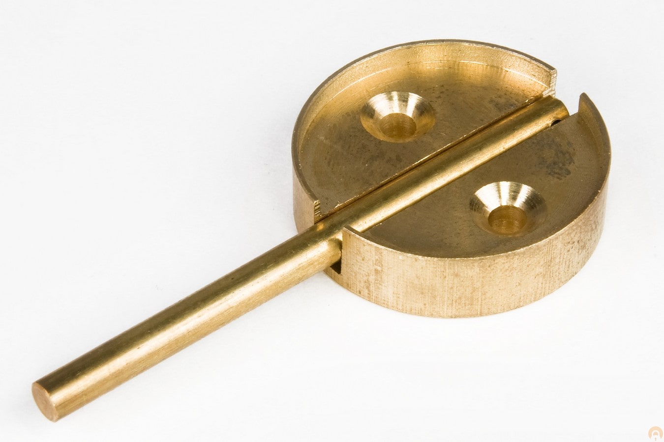 flazhok_latun1-min flazhok_latun1-min